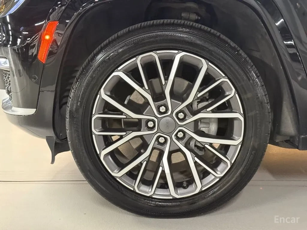 Jeep Grand cherokee SUMMIT RESERVE | МАСАЖ | ХЕД ЪП | ЕЛ. СТЕПЕНКИ, снимка 16 - Автомобили и джипове - 56070110