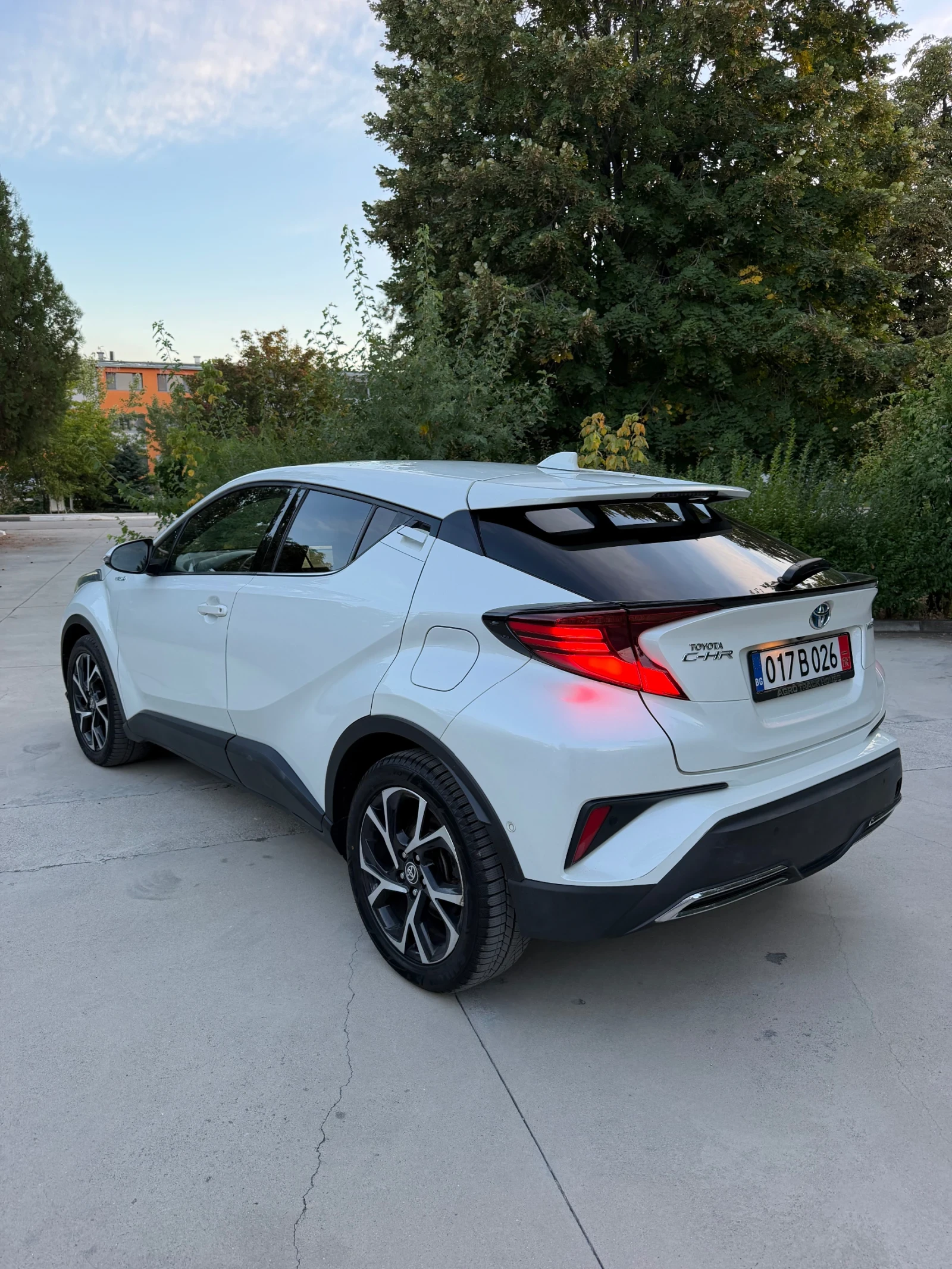 Toyota C-HR * 2.0HYBRID* FULL* КАТО НОВА* , снимка 5 - Автомобили и джипове - 56330307