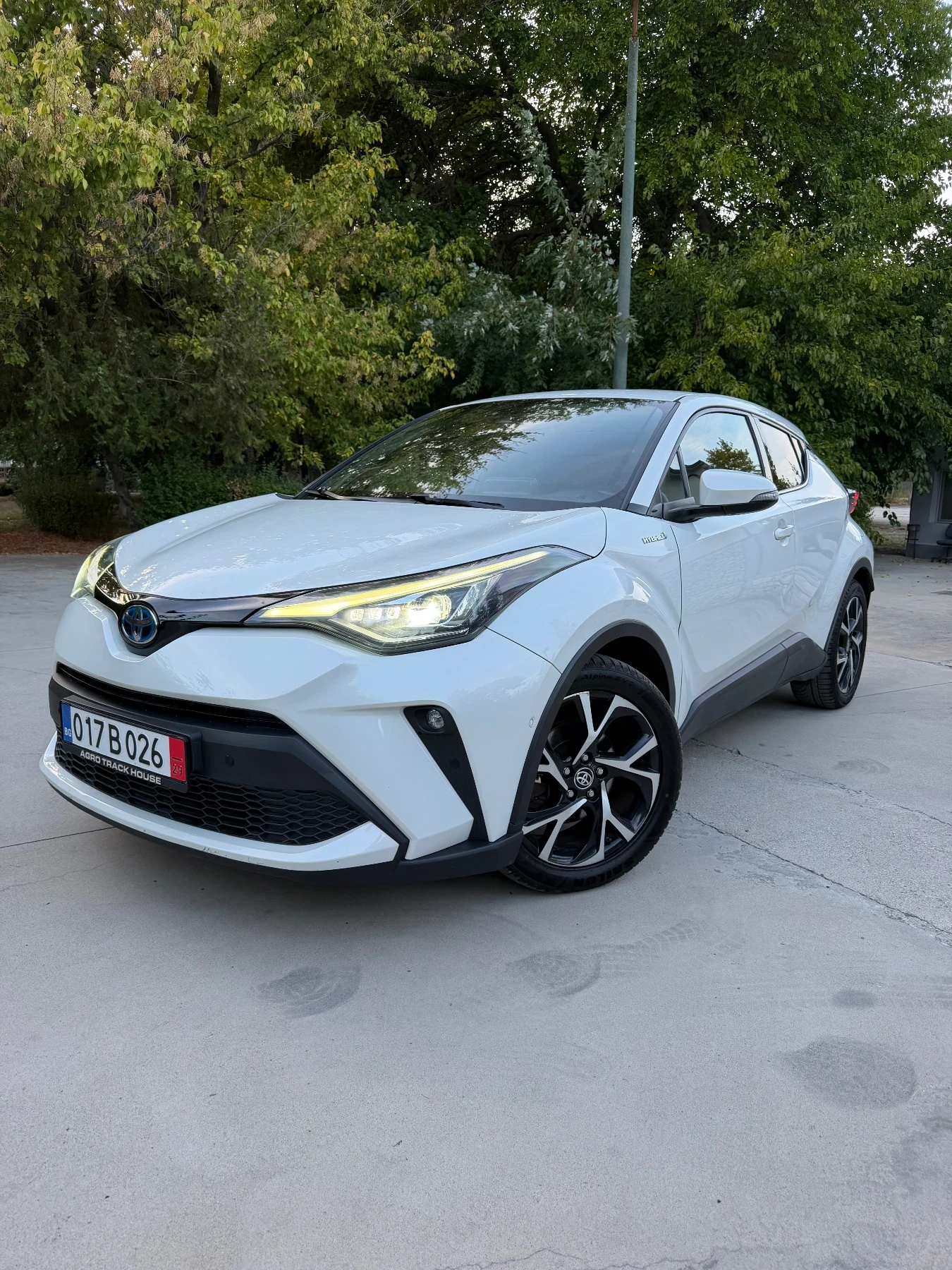 Toyota C-HR * 2.0HYBRID* FULL* КАТО НОВА* 