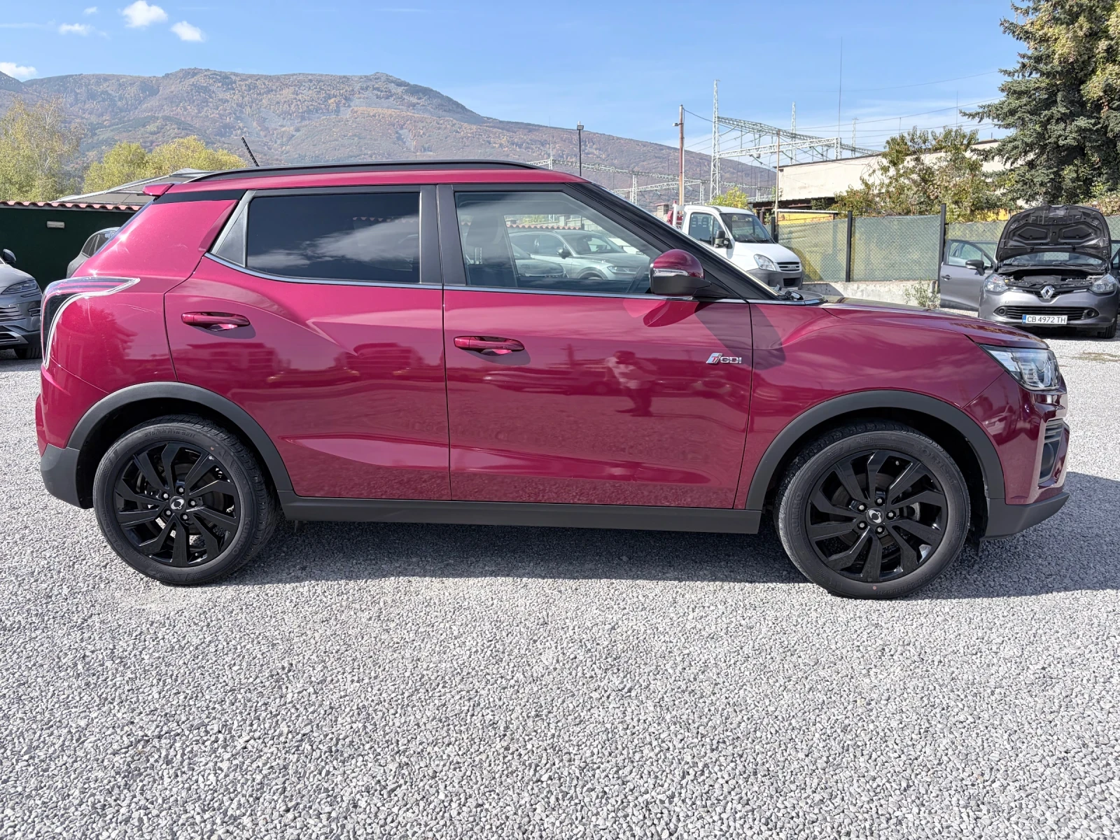 SsangYong Tivoli, снимка 4 - Автомобили и джипове - 56442714