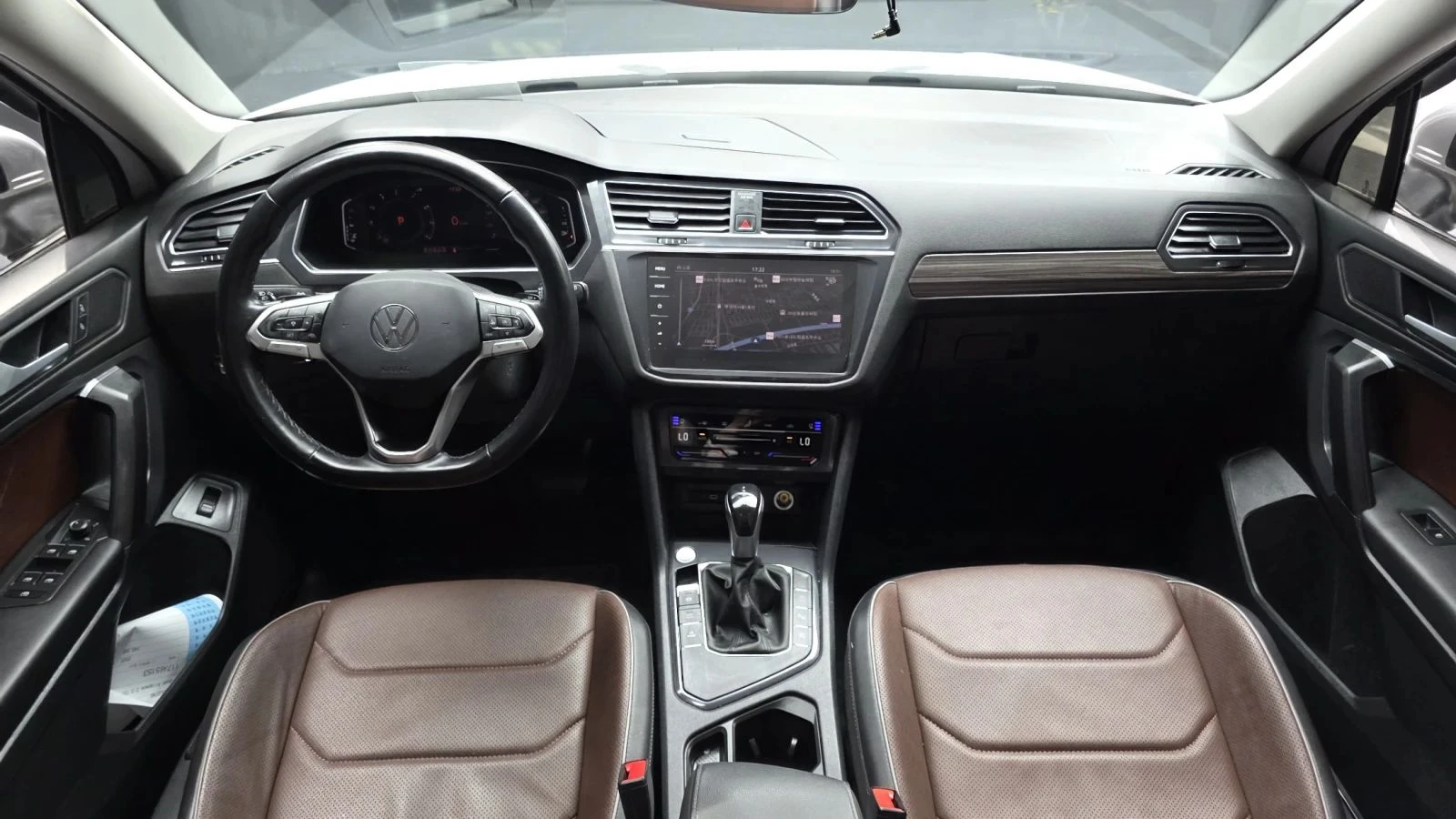 VW Tiguan, снимка 7 - Автомобили и джипове - 56689690