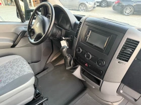 VW Crafter 2.5TDI 163к.с. до 3.5т. 6-местен Климатроник , снимка 10