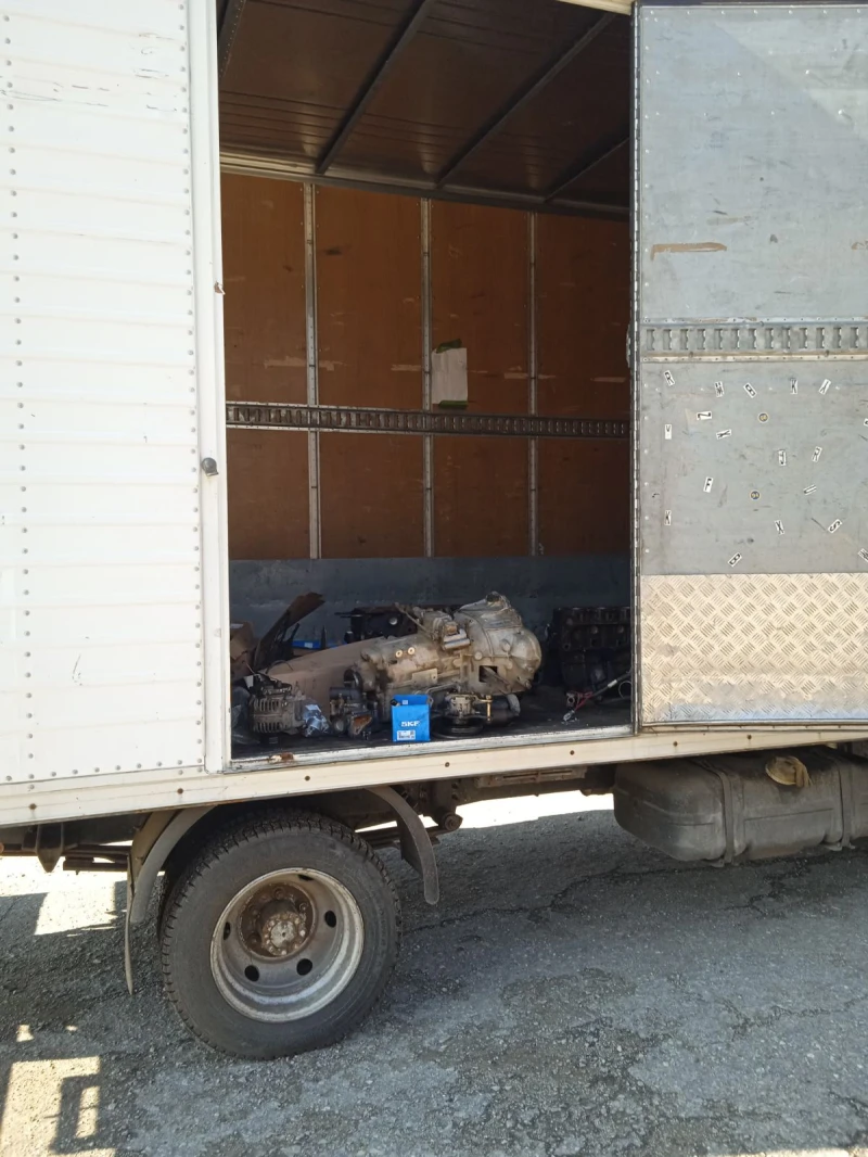 Nissan Capstar ATLEON Aлуминиев фургон Италия на части, снимка 5 - Бусове и автобуси - 53562726