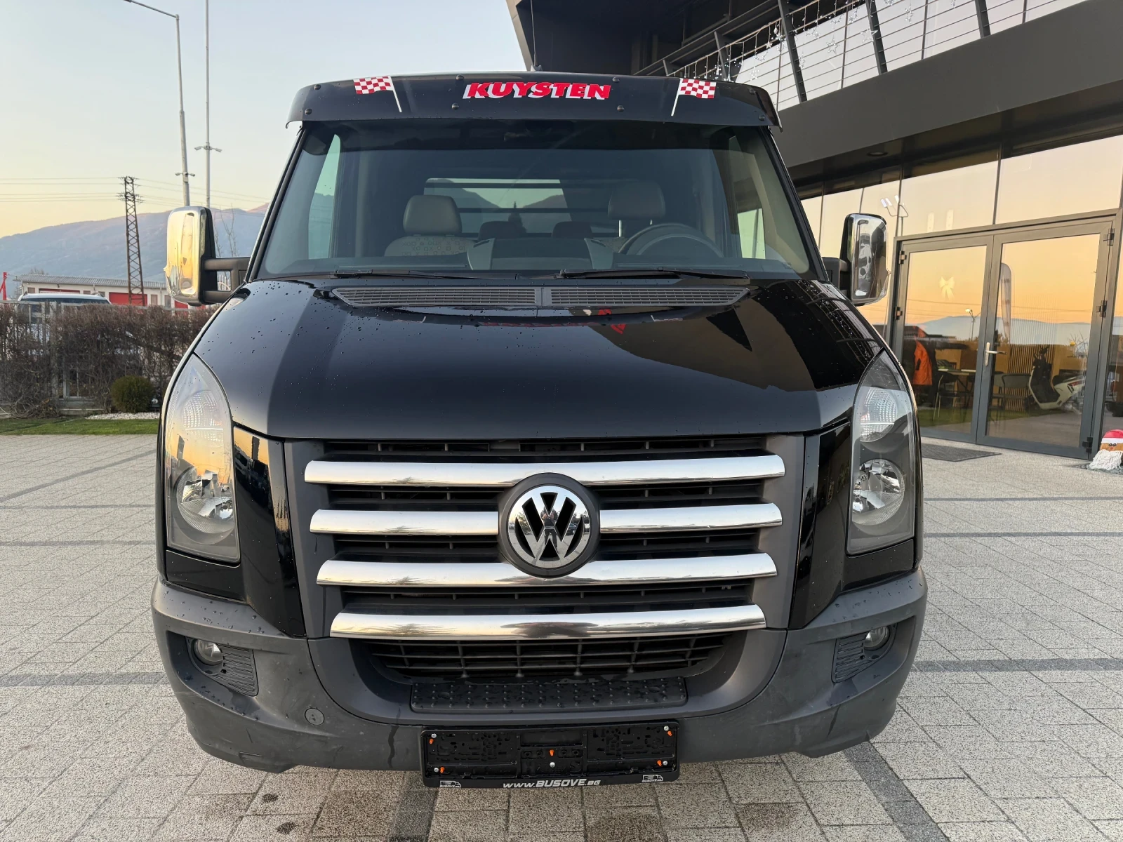VW Crafter 2.5TDI 163к.с. до 3.5т. 6-местен Климатроник  - изображение 3