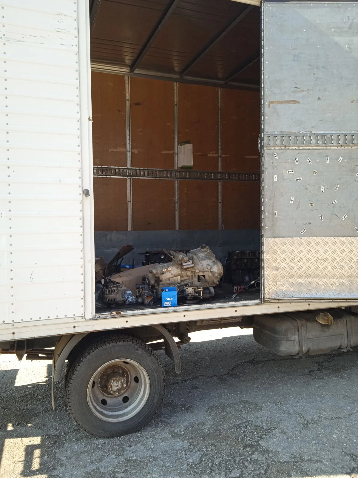 Nissan Capstar ATLEON Aлуминиев фургон Италия на части - изображение 5