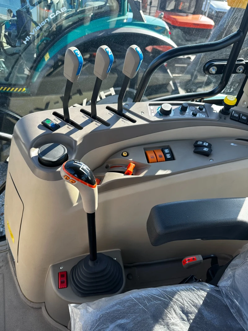 Трактор Lovol P5130, снимка 8 - Селскостопанска техника - 51416821