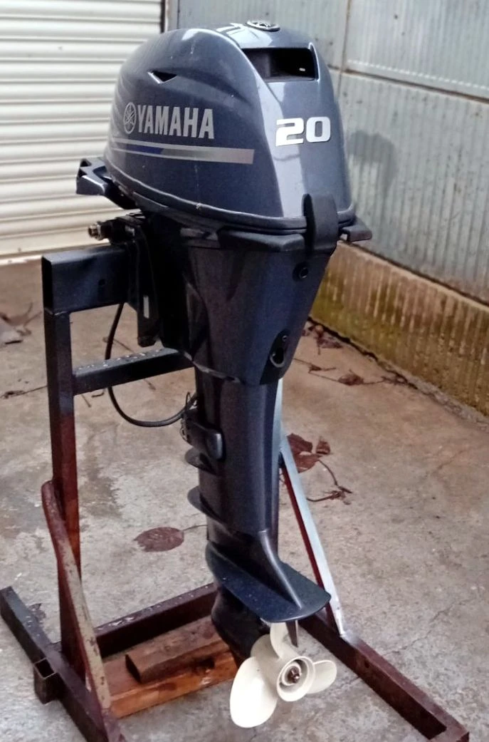Извънбордов двигател Yamaha F 20 - изображение 6