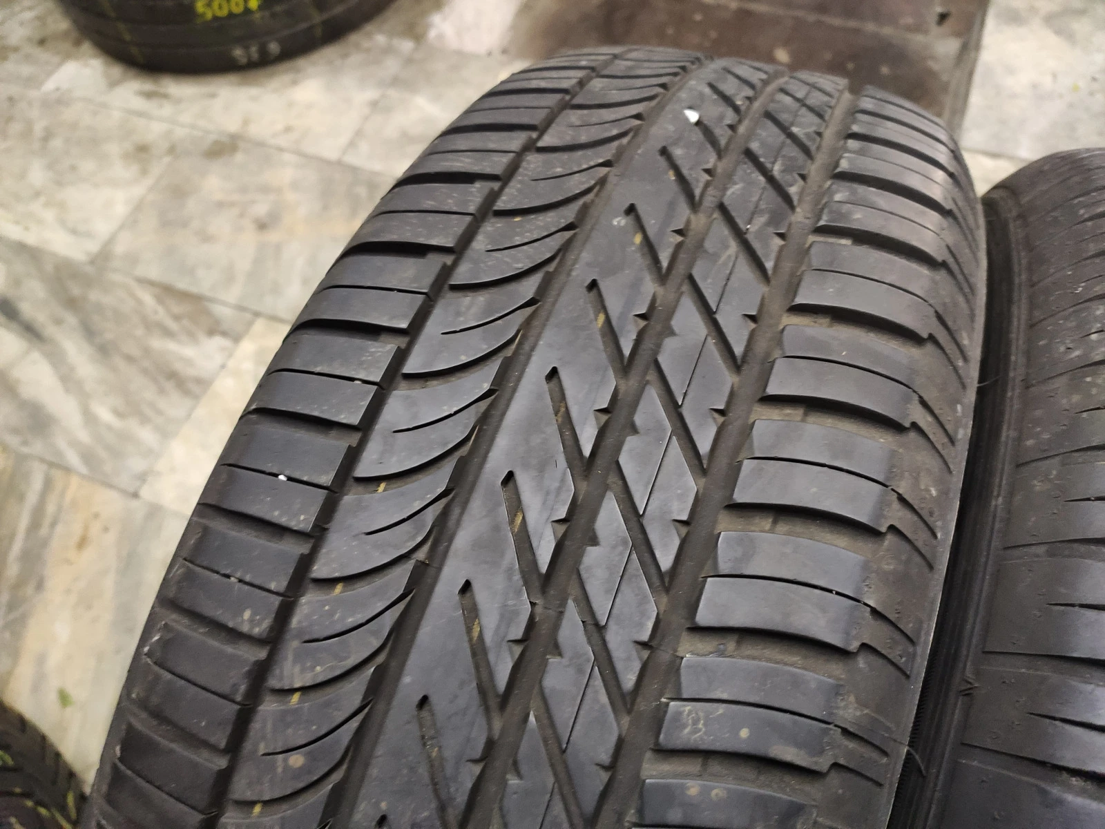  235/60R18 | Mobile.bg   1