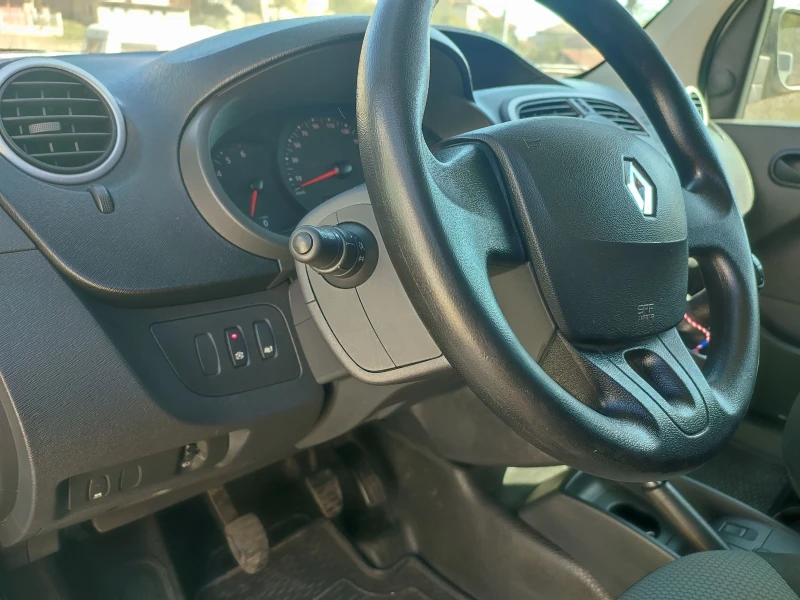 Renault Kangoo Grand comfort 4d 1.5DCI 75 климатик , снимка 14 - Автомобили и джипове - 48031239