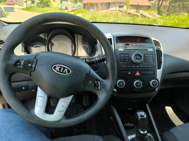 Kia Ceed, снимка 9 - Автомобили и джипове - 49481439