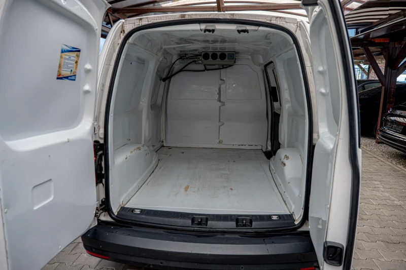 VW Caddy Хладилен/1.4i/Климатик/SD Card, снимка 7 - Автомобили и джипове - 50368538