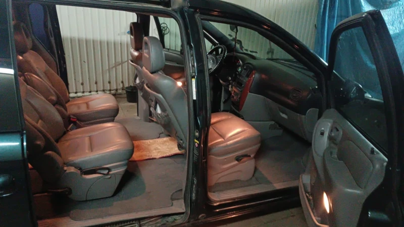 Chrysler Gr.voyager Ван, снимка 7 - Автомобили и джипове - 50971164