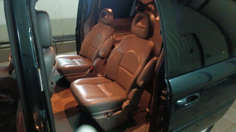 Chrysler Gr.voyager Ван, снимка 4 - Автомобили и джипове - 50971164