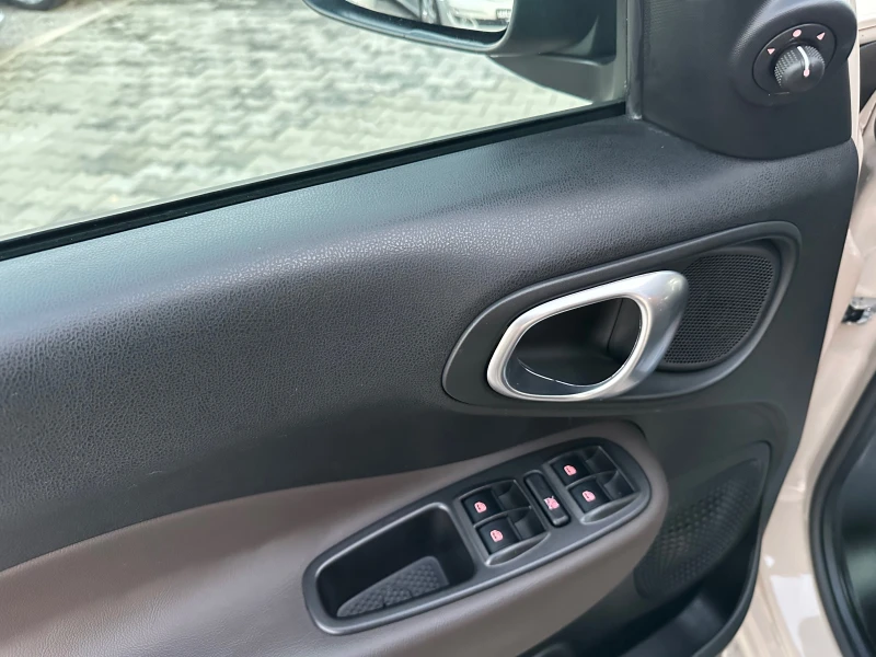 Fiat 500L LIVING* 6+ 1* 1.6m-jet* TOP* , снимка 11 - Автомобили и джипове - 52002617