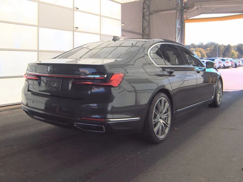 BMW 750 xDRIVE 50I* INDIVIDUAL* , снимка 4 - Автомобили и джипове - 52337600