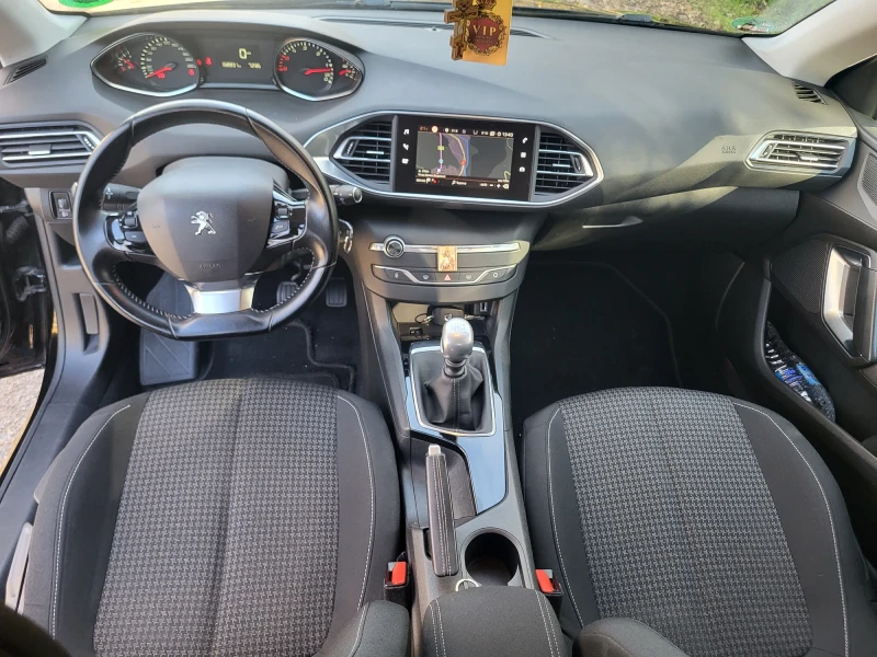 Peugeot 308 1.5HDI-2019г, снимка 8 - Автомобили и джипове - 52507773