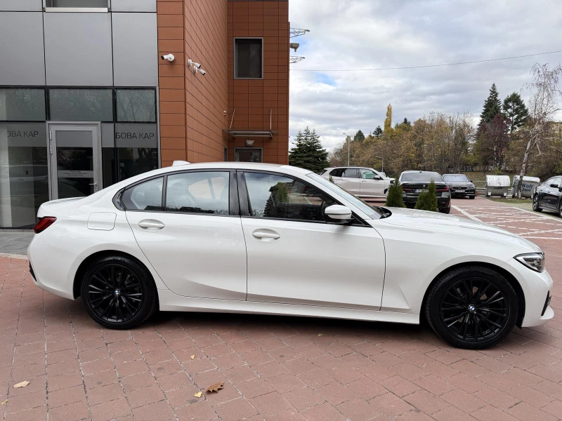 BMW 320 d xDrive, снимка 4 - Автомобили и джипове - 52439791