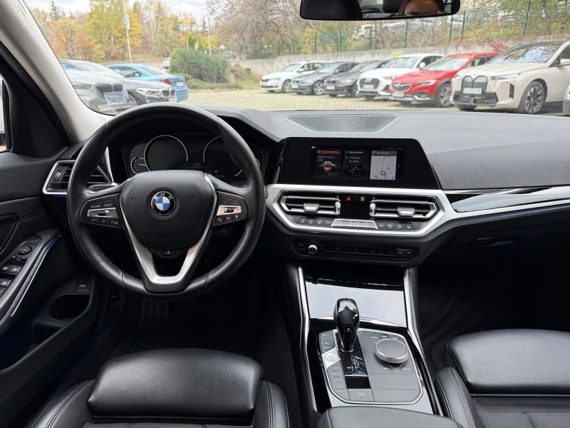 BMW 320 d xDrive, снимка 13 - Автомобили и джипове - 52439791
