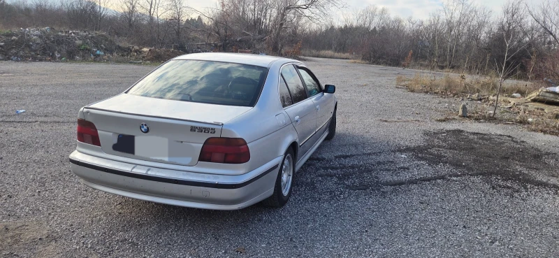 BMW 530, снимка 8 - Автомобили и джипове - 52875422