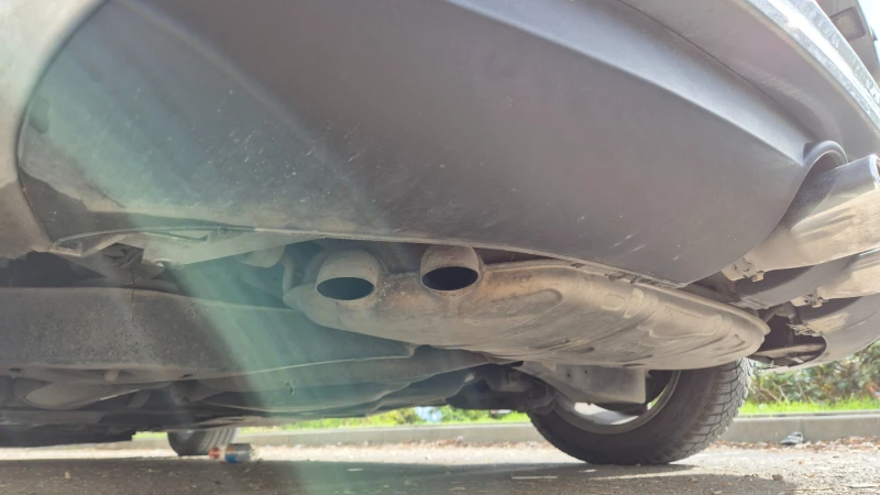 VW Golf 2.0 TDI, снимка 17 - Автомобили и джипове - 53052866