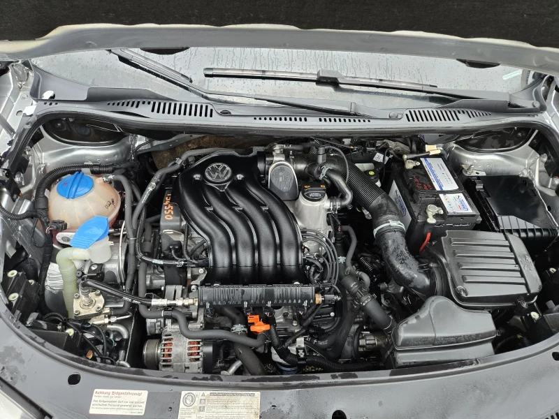 VW Touran 2.0i-109кс= 7МЕСТА= ФАБРИЧЕН МЕТАН= FACE= АВТОПИЛО, снимка 17 - Автомобили и джипове - 53597427