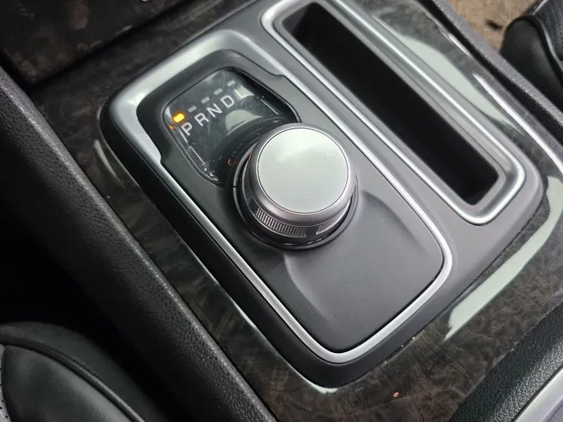 Chrysler 300c 3.6 | Mobile.bg � ����������� 9