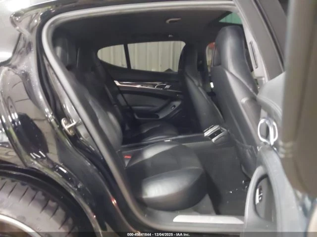 Porsche Panamera TURBO* BOSE* ШИБИДАХ* ПОДГРЕВ* ОБДУХВАНЕ* КАМЕРА, снимка 12 - Автомобили и джипове - 54106017