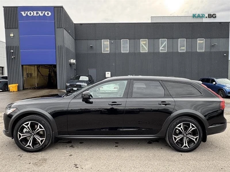 Volvo V90 * Cross Country* АвтоКредит* (ЦЕНА ДО БГ), снимка 2 - Автомобили и джипове - 55015824