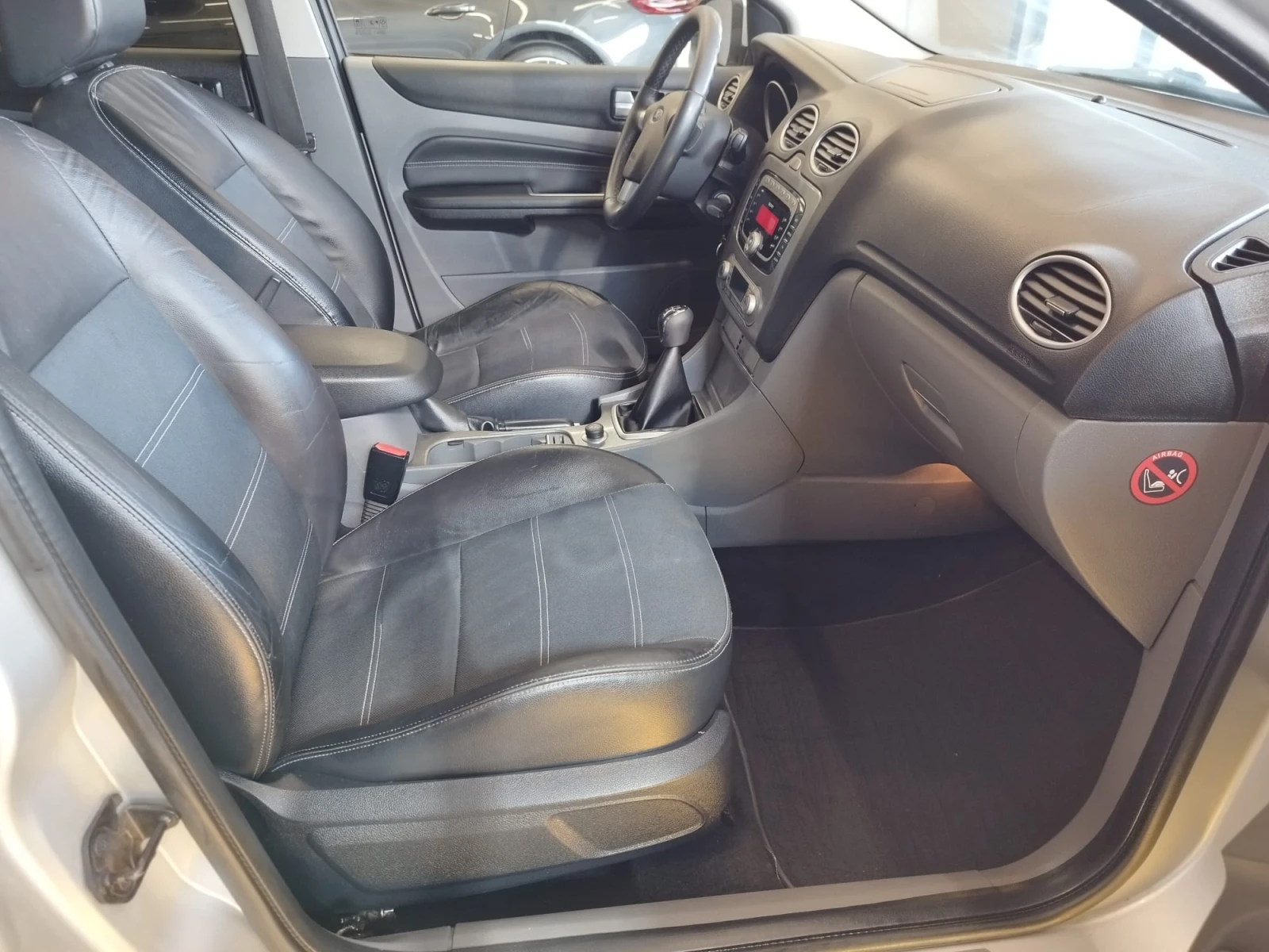 Ford Focus 1.6 TDCI TITANIUM ПРОДАДЕН - изображение 9