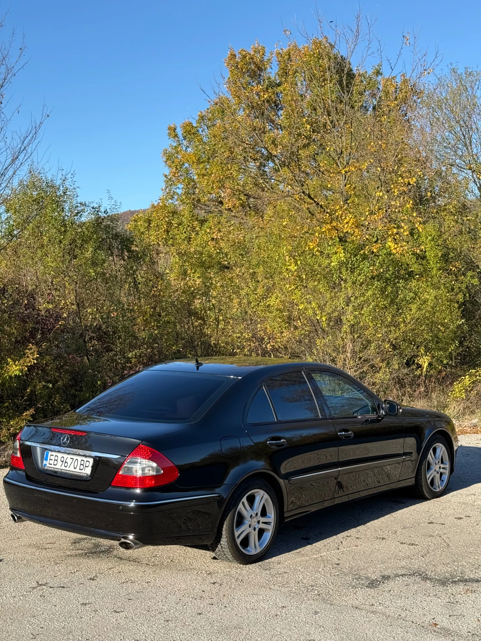 Mercedes-Benz E 320 4MATIC/CDI EVO FACELIFT/AVANTGARDE/XENON/NAVI - изображение 6