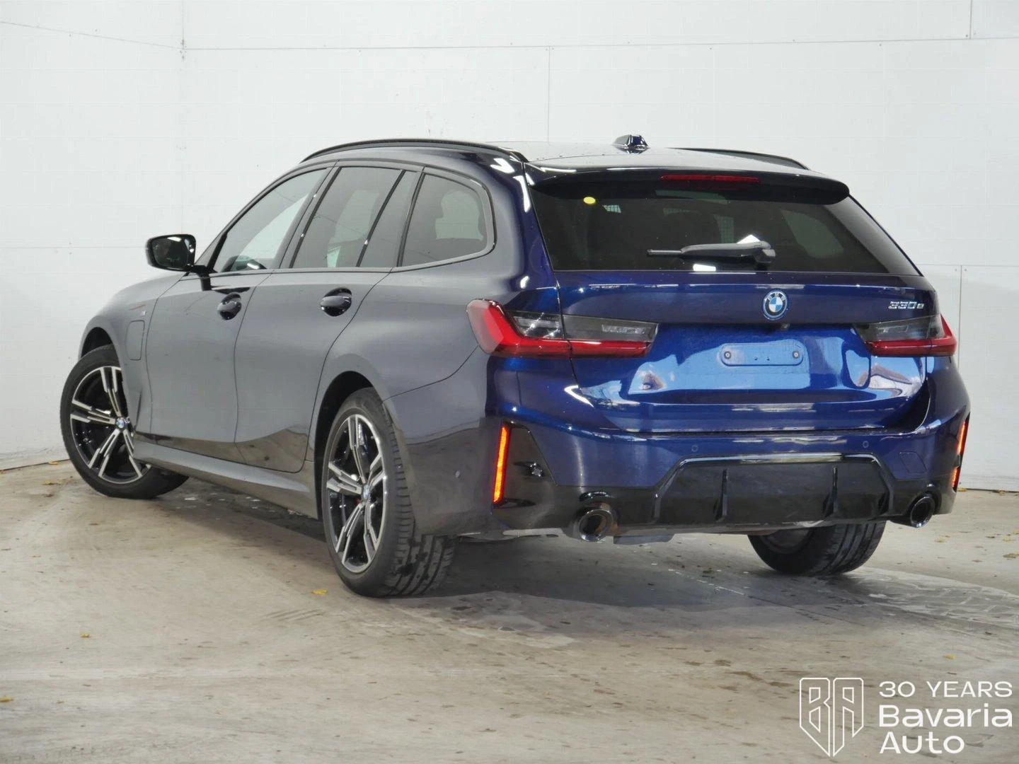 BMW 330 e Touring M Sport Paket Sportautomatic | Mobile.bg   2