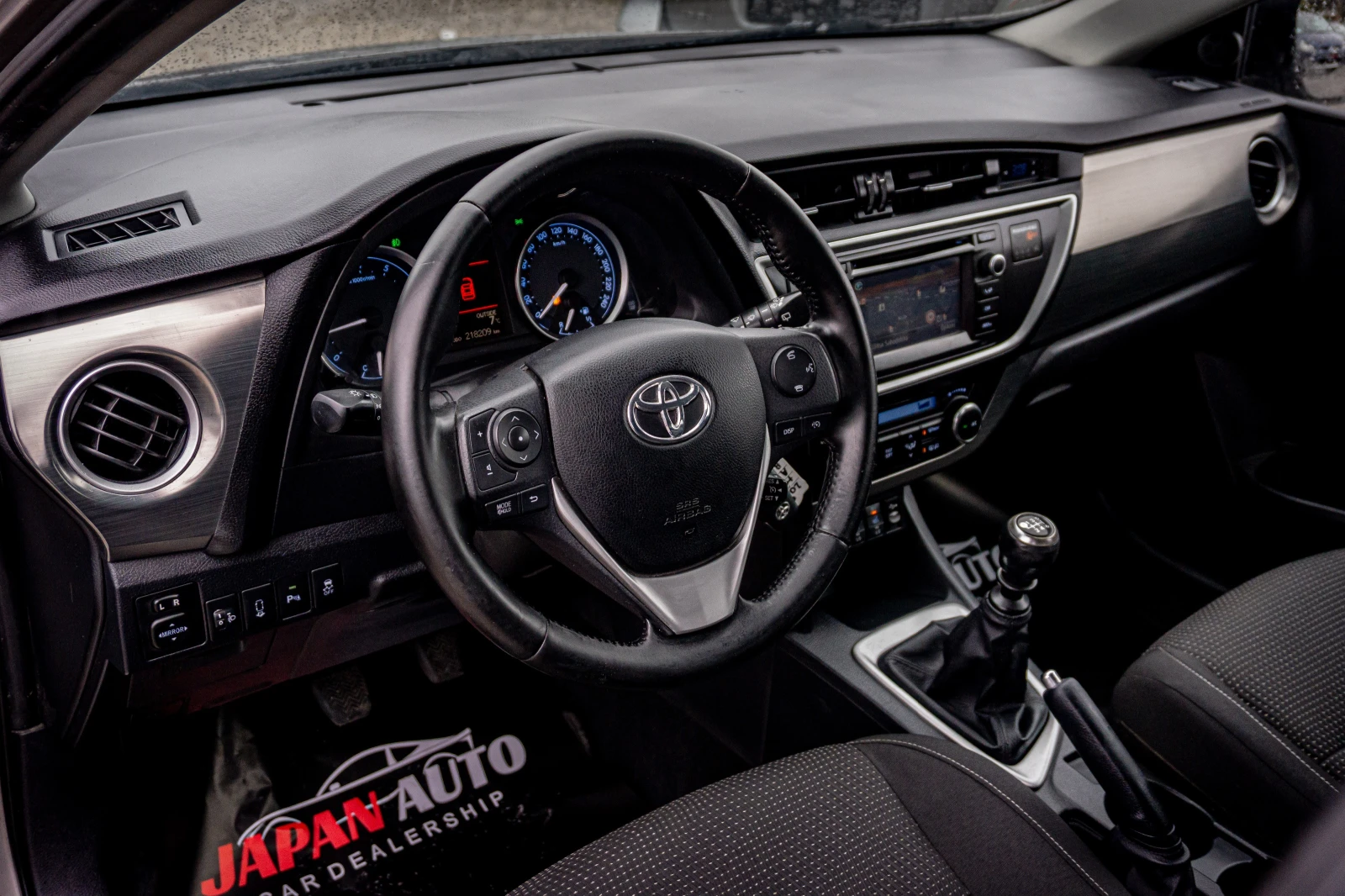 Toyota Auris 1.6 i-VVTI С ГАРАНЦИЯ! TOP!!! - изображение 7