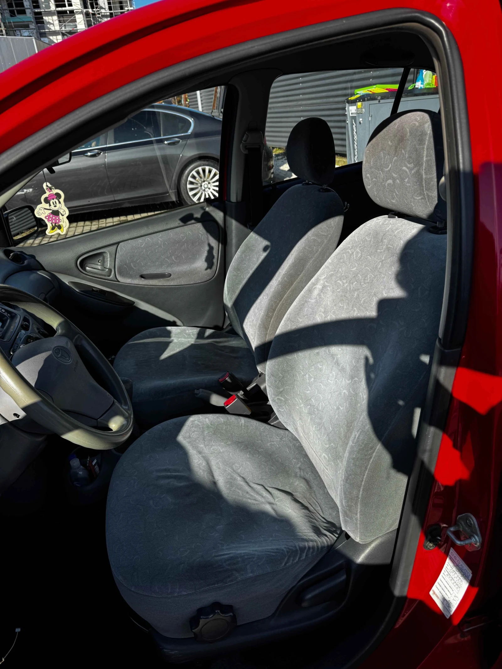 Toyota Yaris  - изображение 2