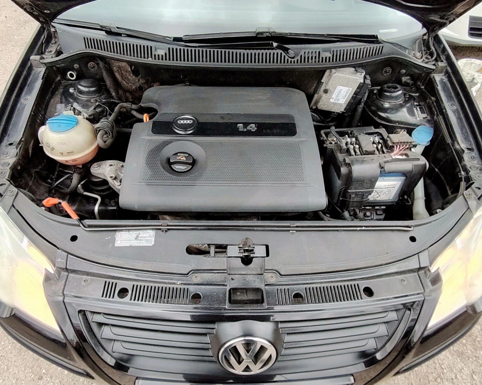 VW Polo 1.4i/Higline, снимка 9 - Автомобили и джипове - 53239752