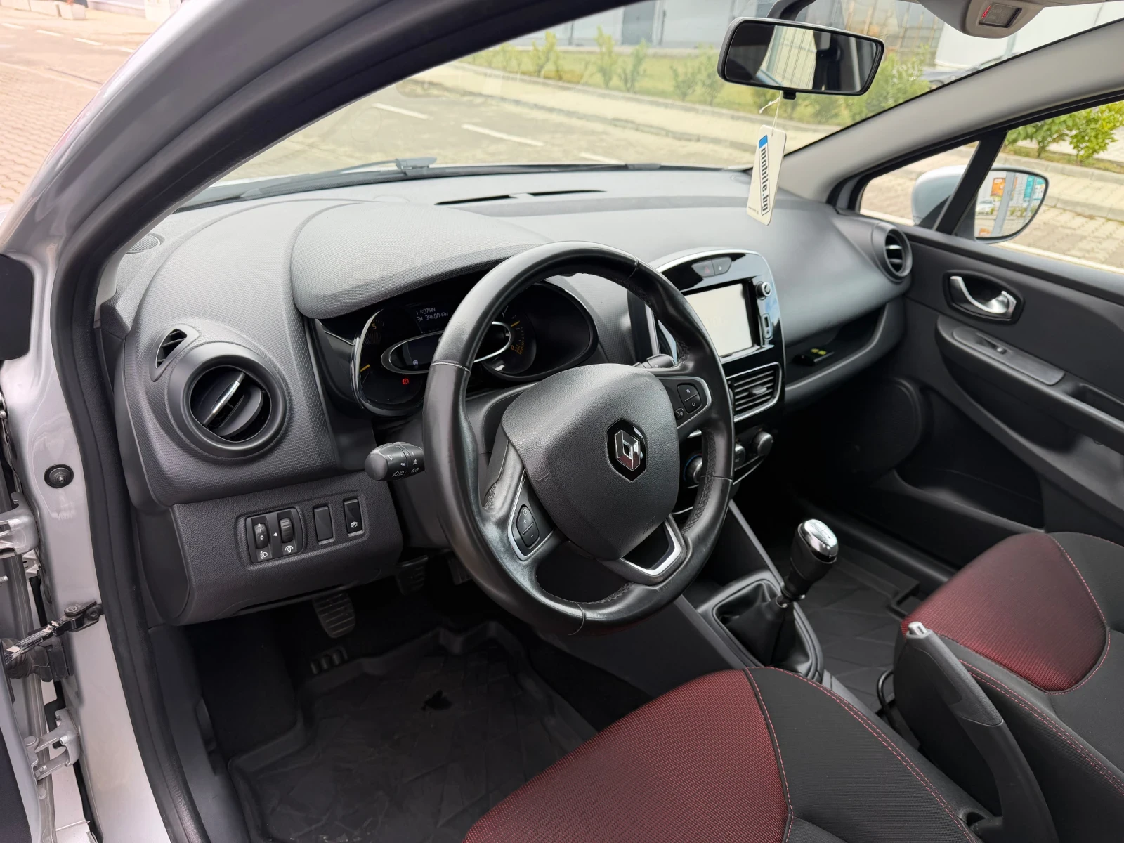 Renault Clio  - изображение 10