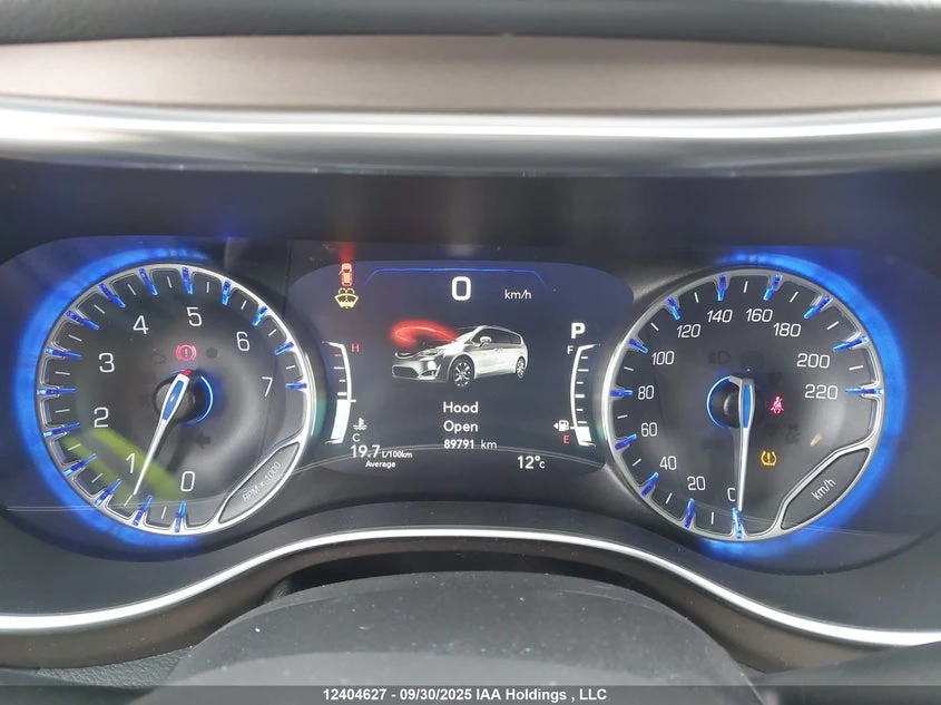 Chrysler Pacifica 3.6* Pentastar* TV* Става на газ* Цена до БГ, снимка 10 - Автомобили и джипове - 53719115