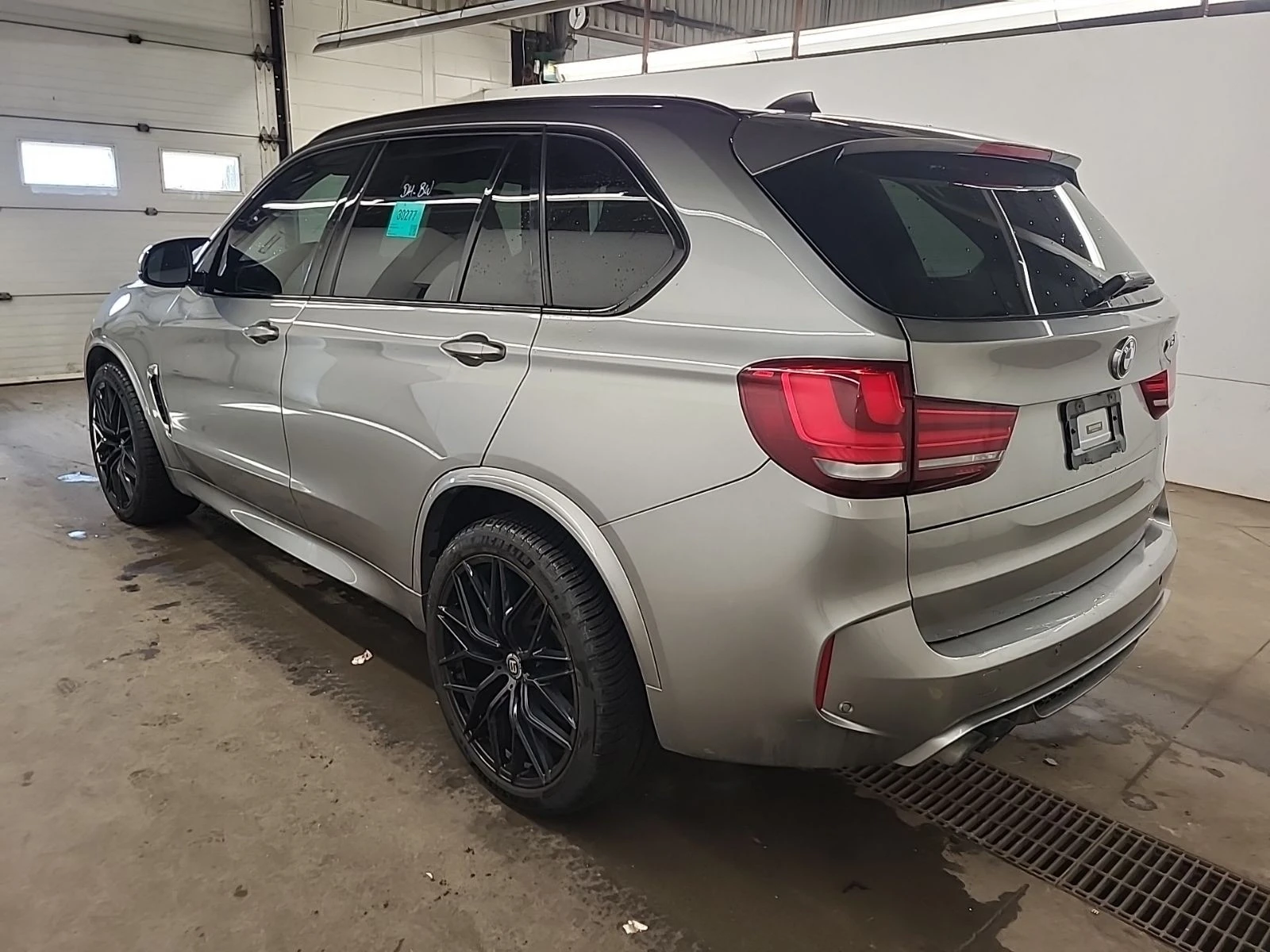 BMW X5M  С РЕГИСТРАЦИЯ & АВТО КРЕДИТ , снимка 6 - Автомобили и джипове - 53951743
