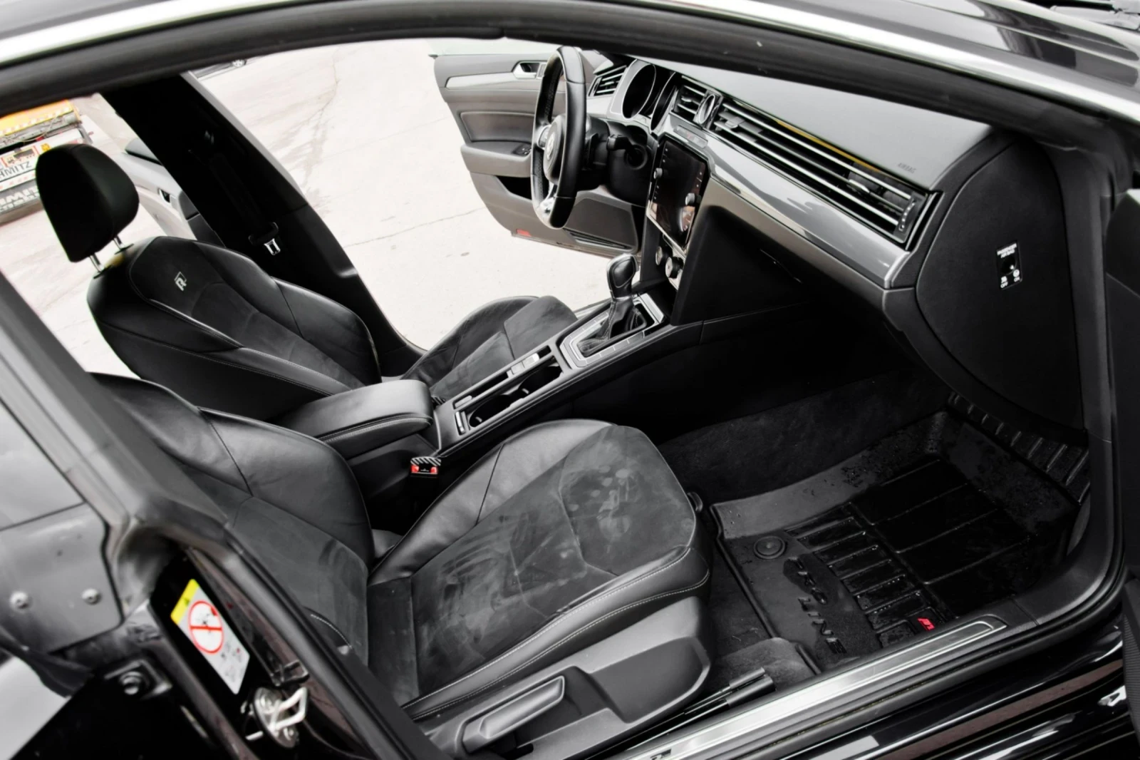 VW Arteon R line , снимка 9 - Автомобили и джипове - 53980673