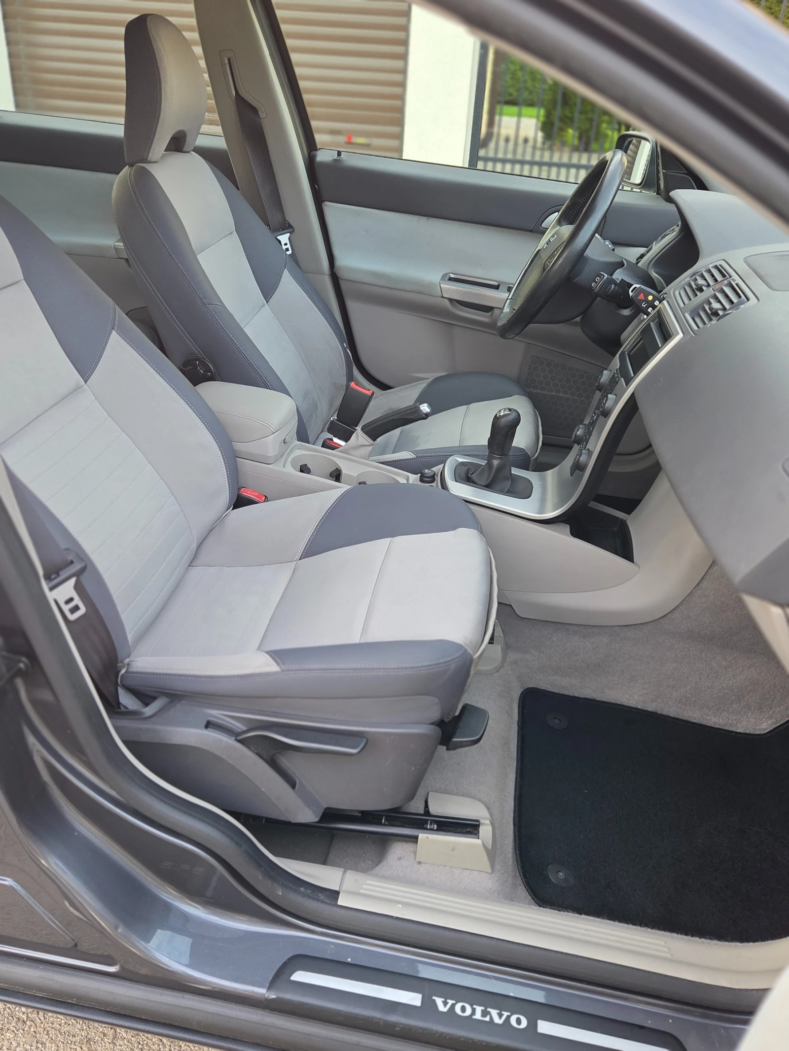 Volvo V50 2.0D 136к.с. ОТЛИЧНО, снимка 10 - Автомобили и джипове - 54054876