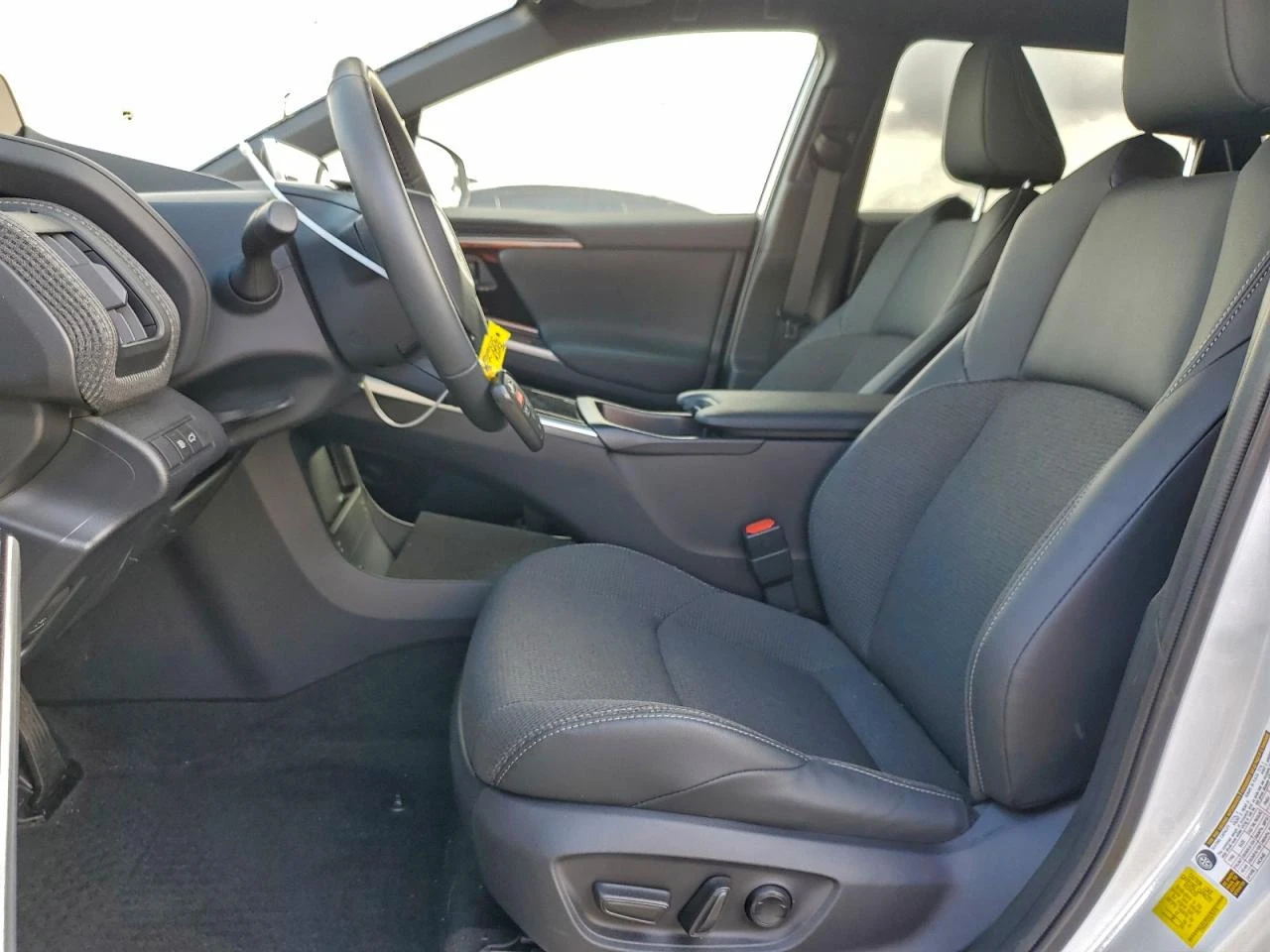 Toyota bZ4X Xle, снимка 7 - Автомобили и джипове - 54072332