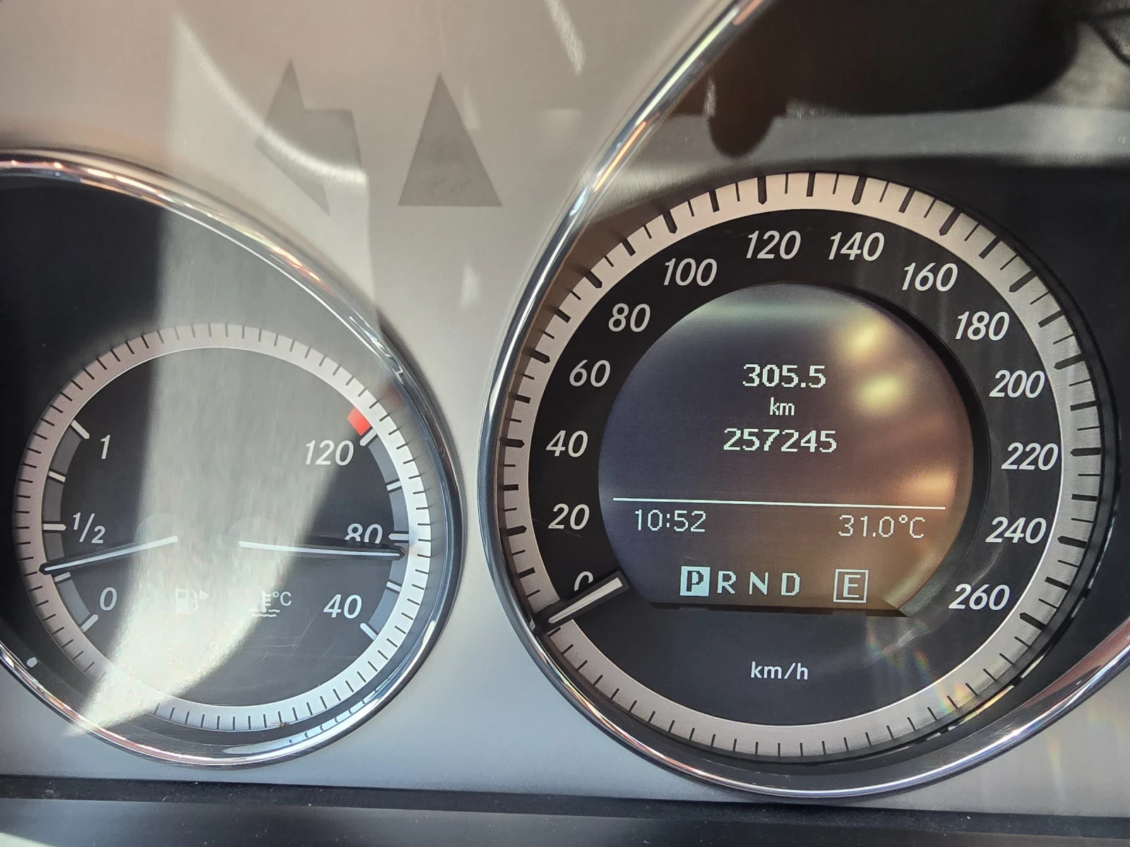 Mercedes-Benz C 350 avantgarde, снимка 13 - Автомобили и джипове - 54073388