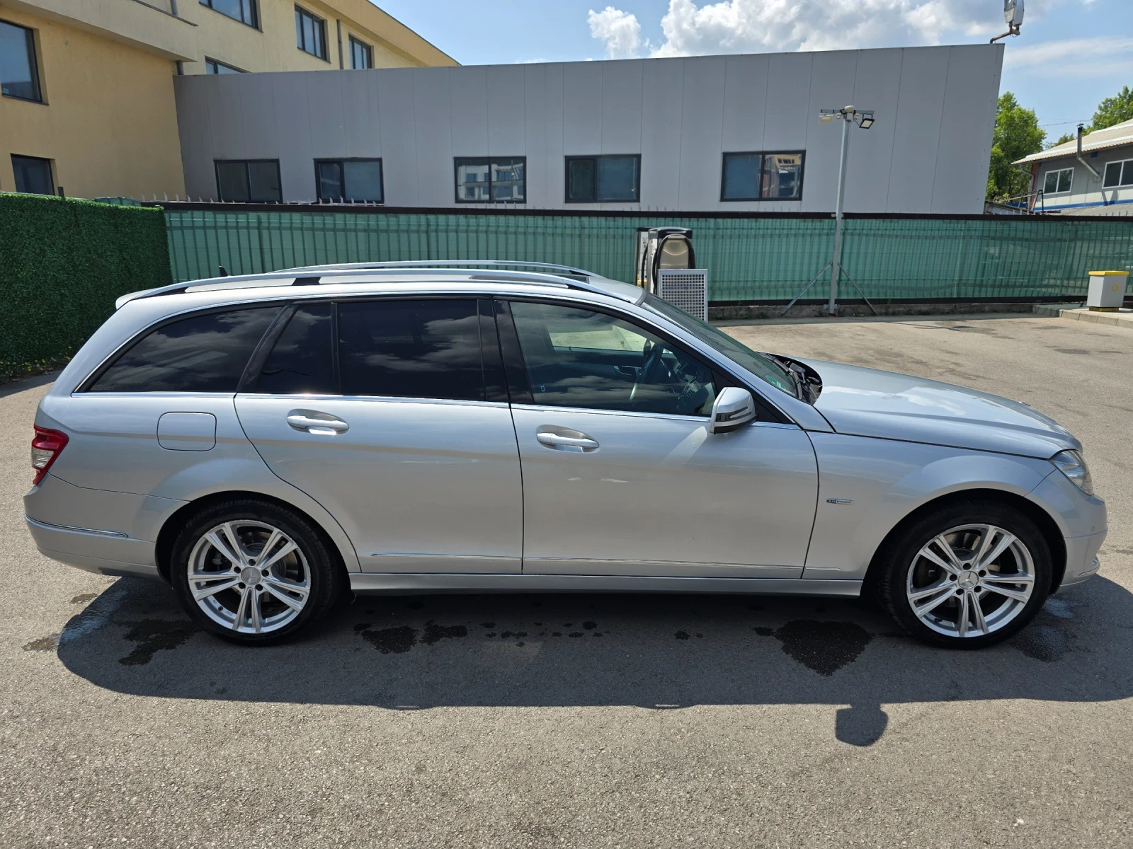 Mercedes-Benz C 350 avantgarde, снимка 6 - Автомобили и джипове - 54073388