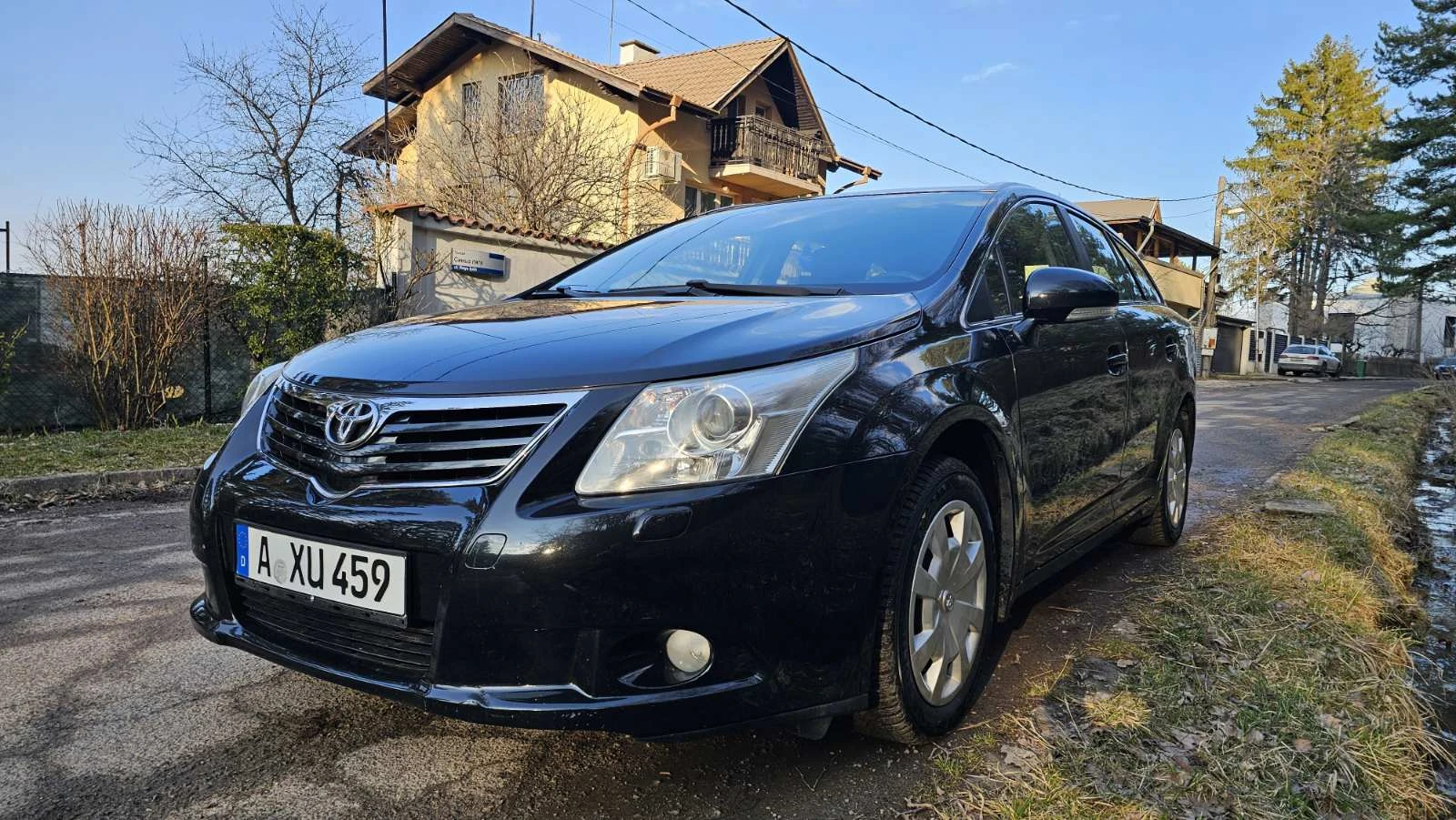 Toyota Avensis 1.8, снимка 9 - Автомобили и джипове - 54221214