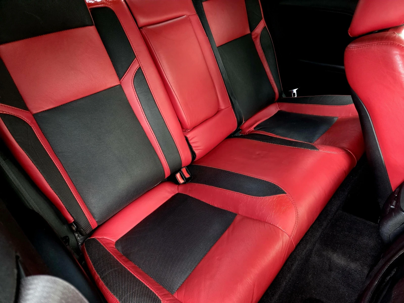 Dodge Challenger 3.6 V6 SXT ГОТОВ ЗА СЕЗОНА ТОП ЦЕНА!!!, снимка 11 - Автомобили и джипове - 54401508
