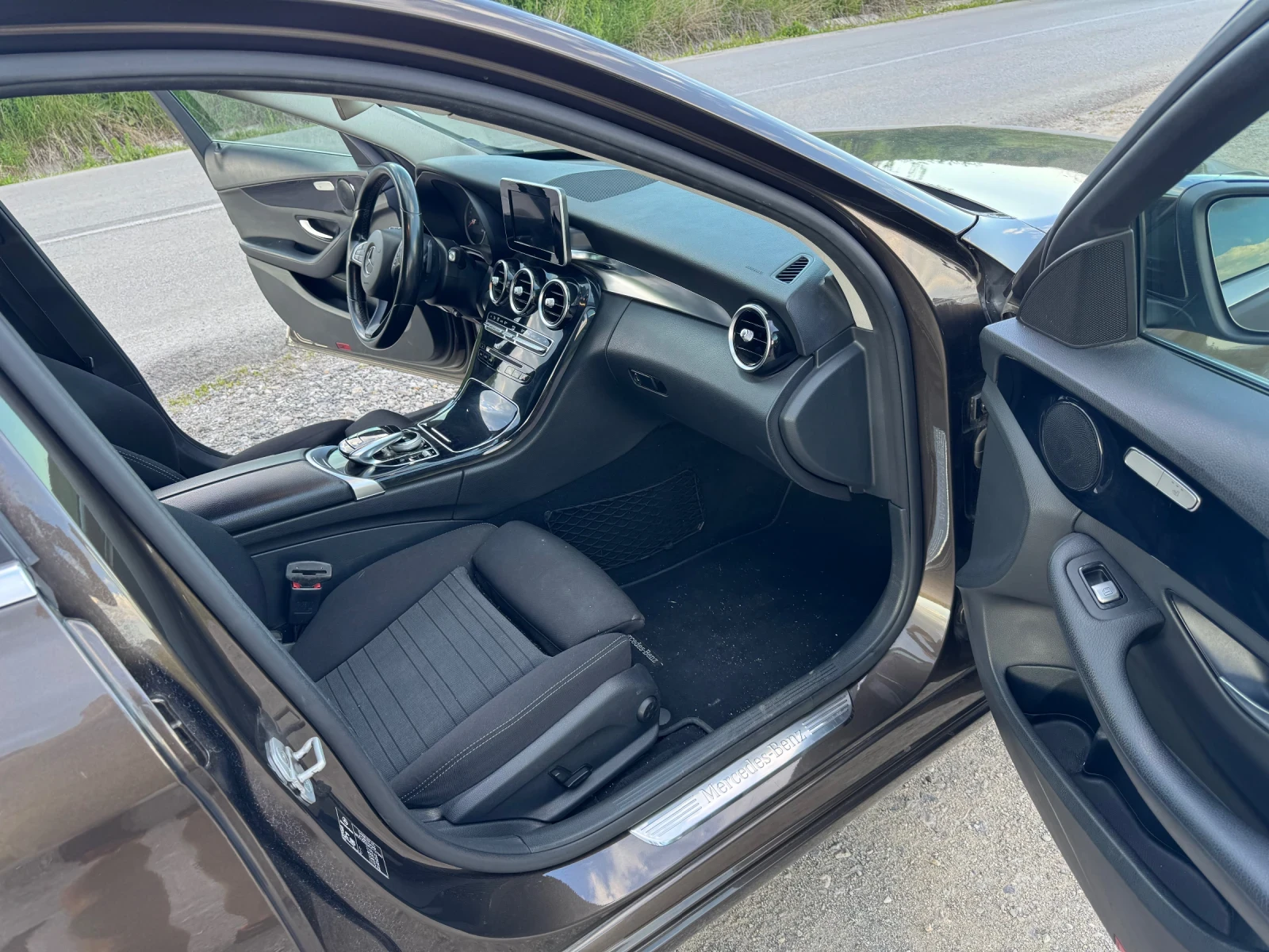 Mercedes-Benz C 220 2.2d 170 ks , снимка 8 - Автомобили и джипове - 54721861