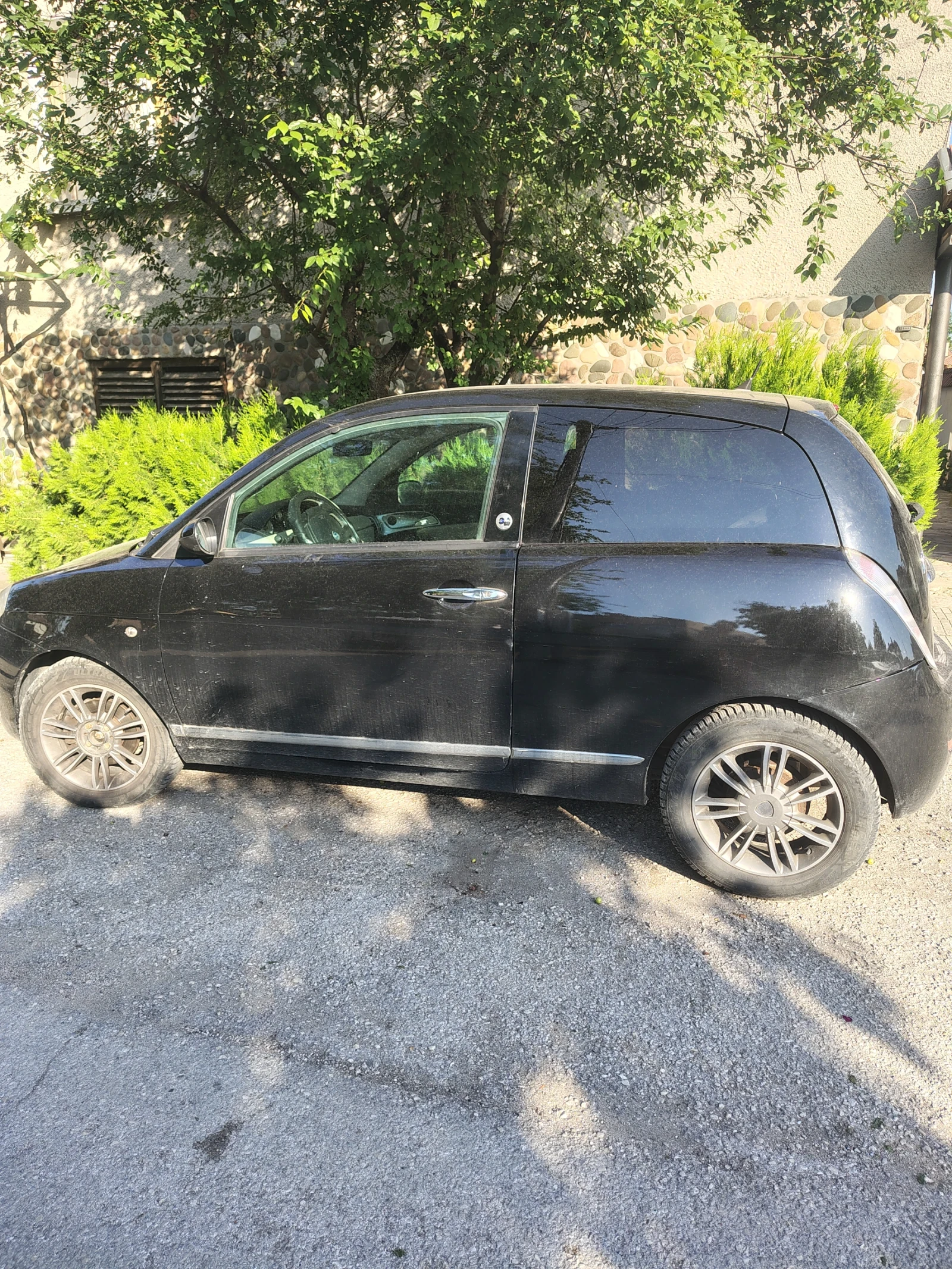 Lancia Ypsilon, снимка 3 - Автомобили и джипове - 54742439
