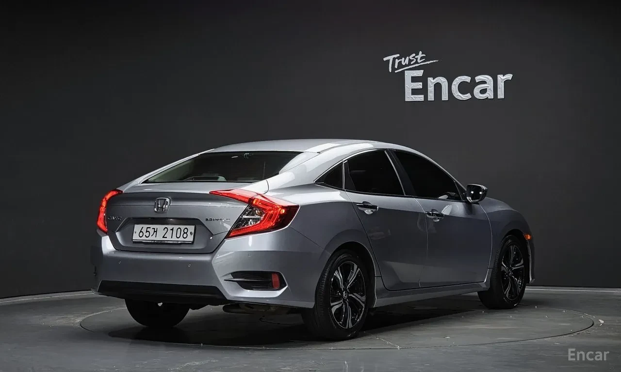 Honda Civic 2.0 Бензин, снимка 2 - Автомобили и джипове - 55141204