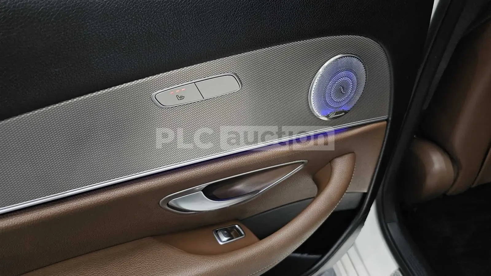 Mercedes-Benz E 220 AVANGARD HEAD UP/BURMESTER 4D/PANORAMA/360CAM/, снимка 15 - Автомобили и джипове - 55310135