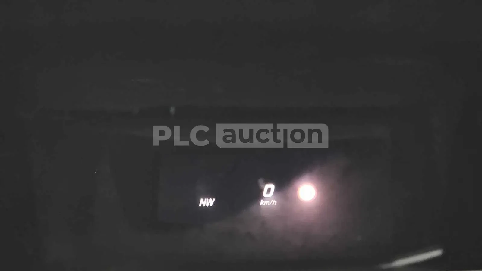 Mercedes-Benz E 220 AVANGARD HEAD UP/BURMESTER 4D/PANORAMA/360CAM/, снимка 14 - Автомобили и джипове - 55310135