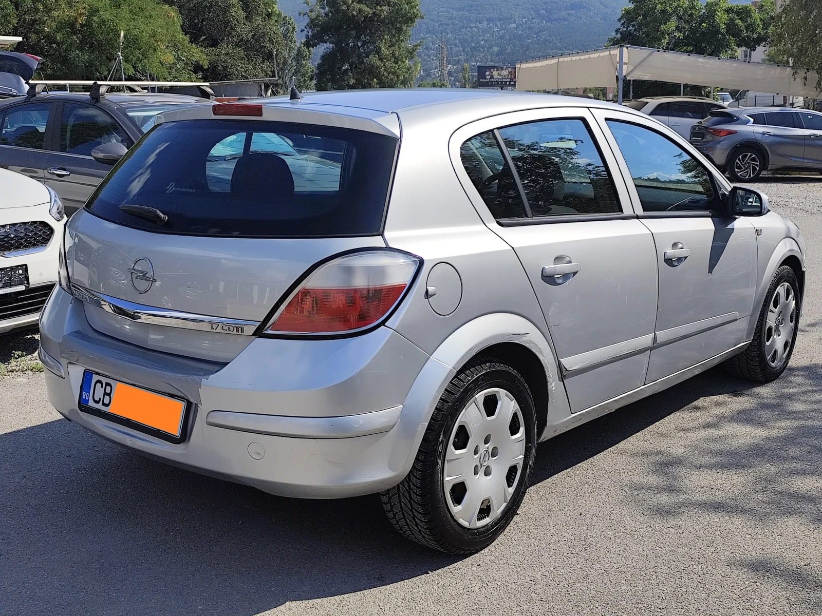 Opel Astra 1.7CDTi* KLIMA* , снимка 4 - Автомобили и джипове - 55562713